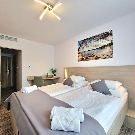 Hotel Crystal Kassa Kültér fotó