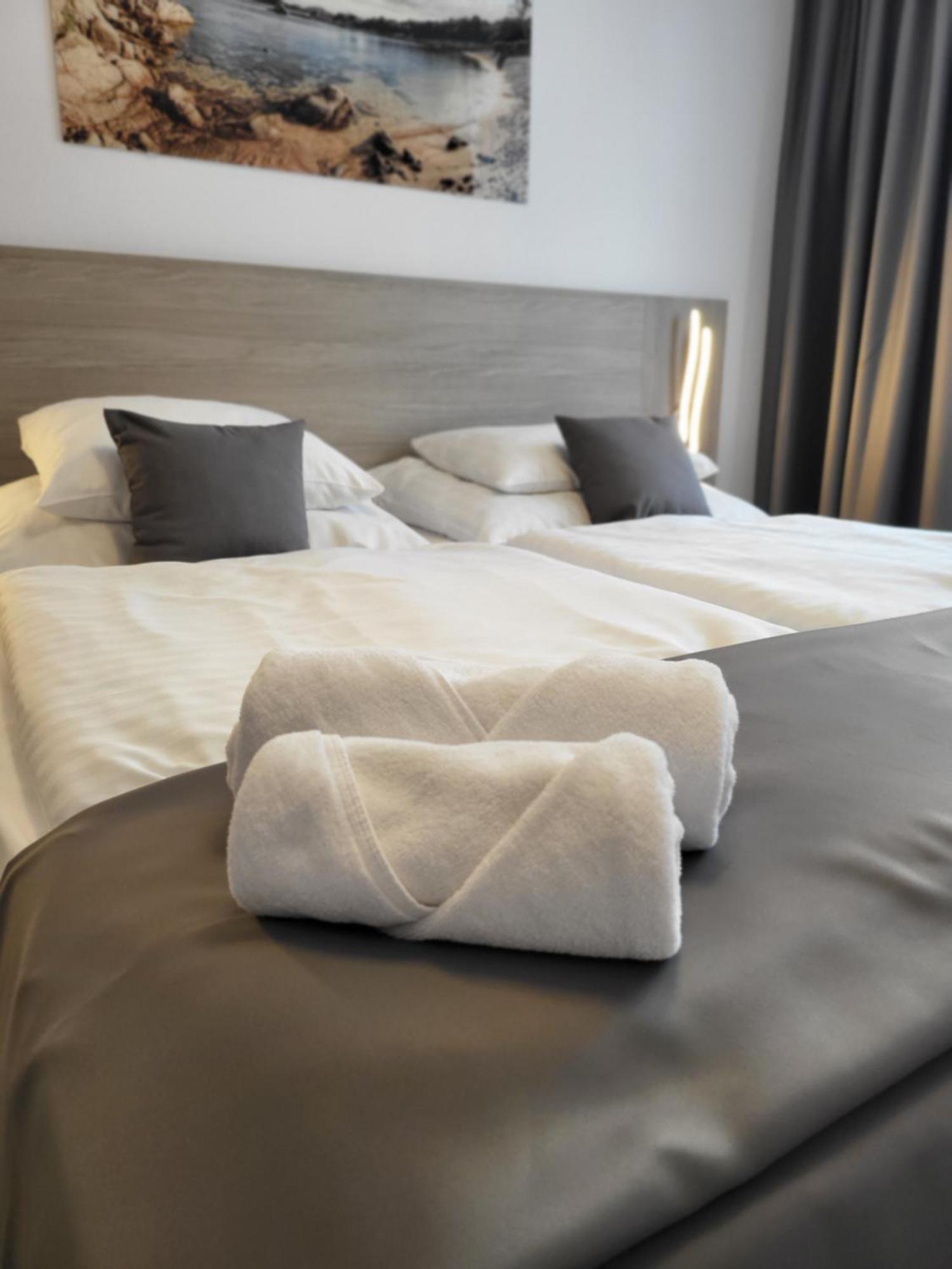 Hotel Crystal Kassa Kültér fotó