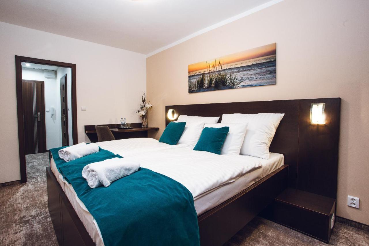 Hotel Crystal Kassa Kültér fotó