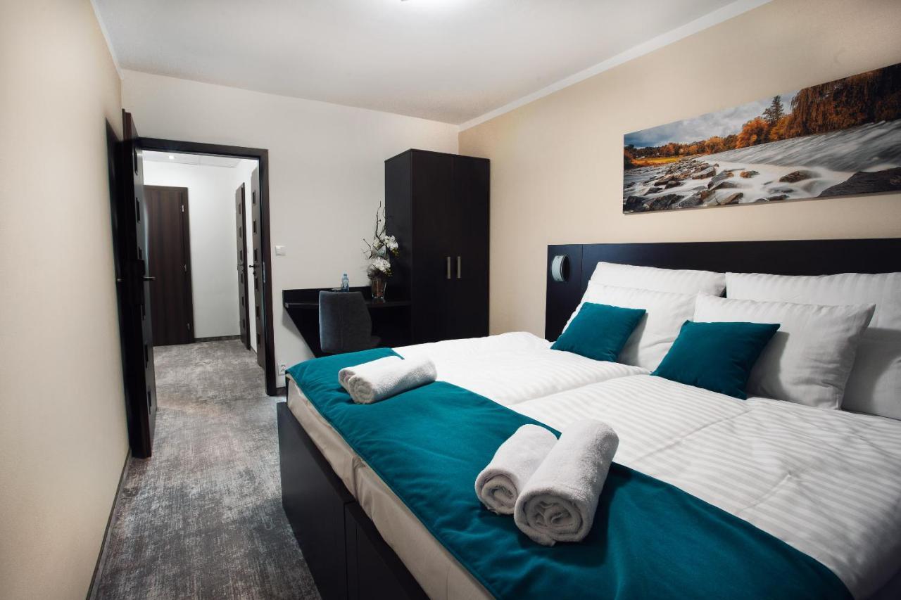 Hotel Crystal Kassa Kültér fotó
